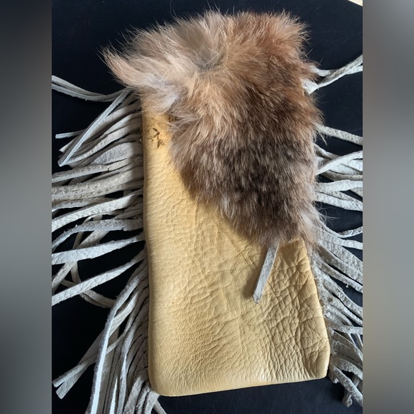 Hand Sewn Fringe Leather & Fur Indian Pouch Bag Case Medicine Bag Pipe Case - Picture 3 of 8